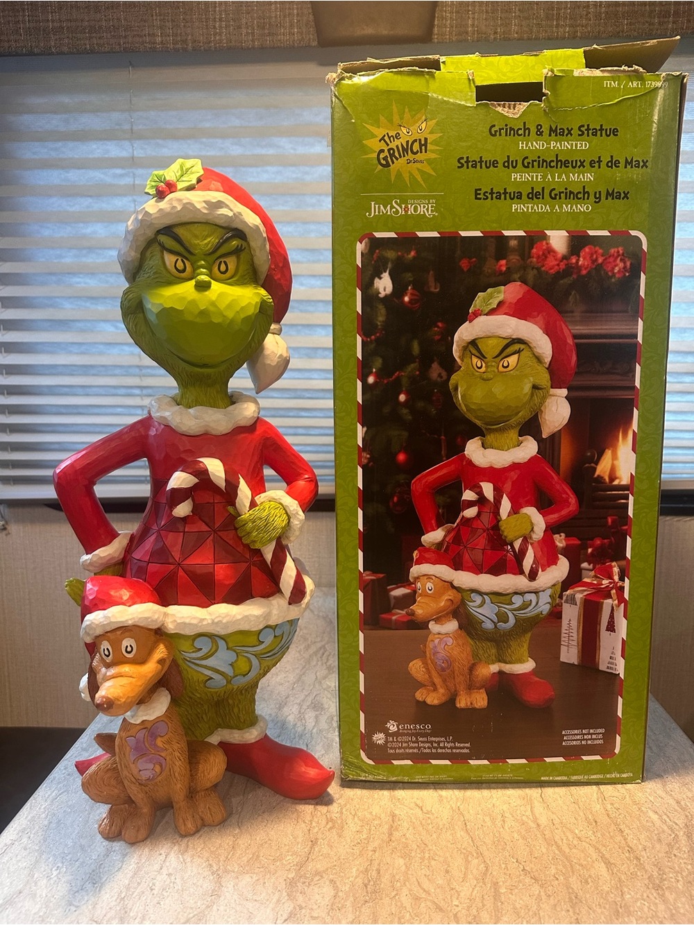 Grinch & Max Statue 20" Tall  Jim Shore Enesco Hand Painted 2024 Christmas - Picture 5 of 9